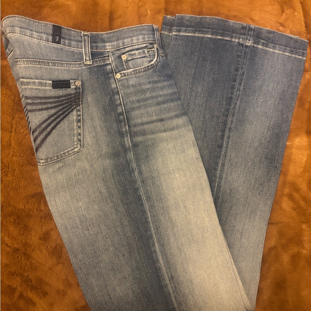 7 For All Mankind DOJO - like new 27/33.5